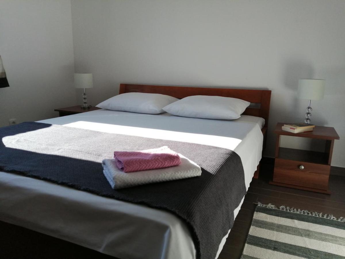 Villa Luce Apartment House Karlobag Bagian luar foto