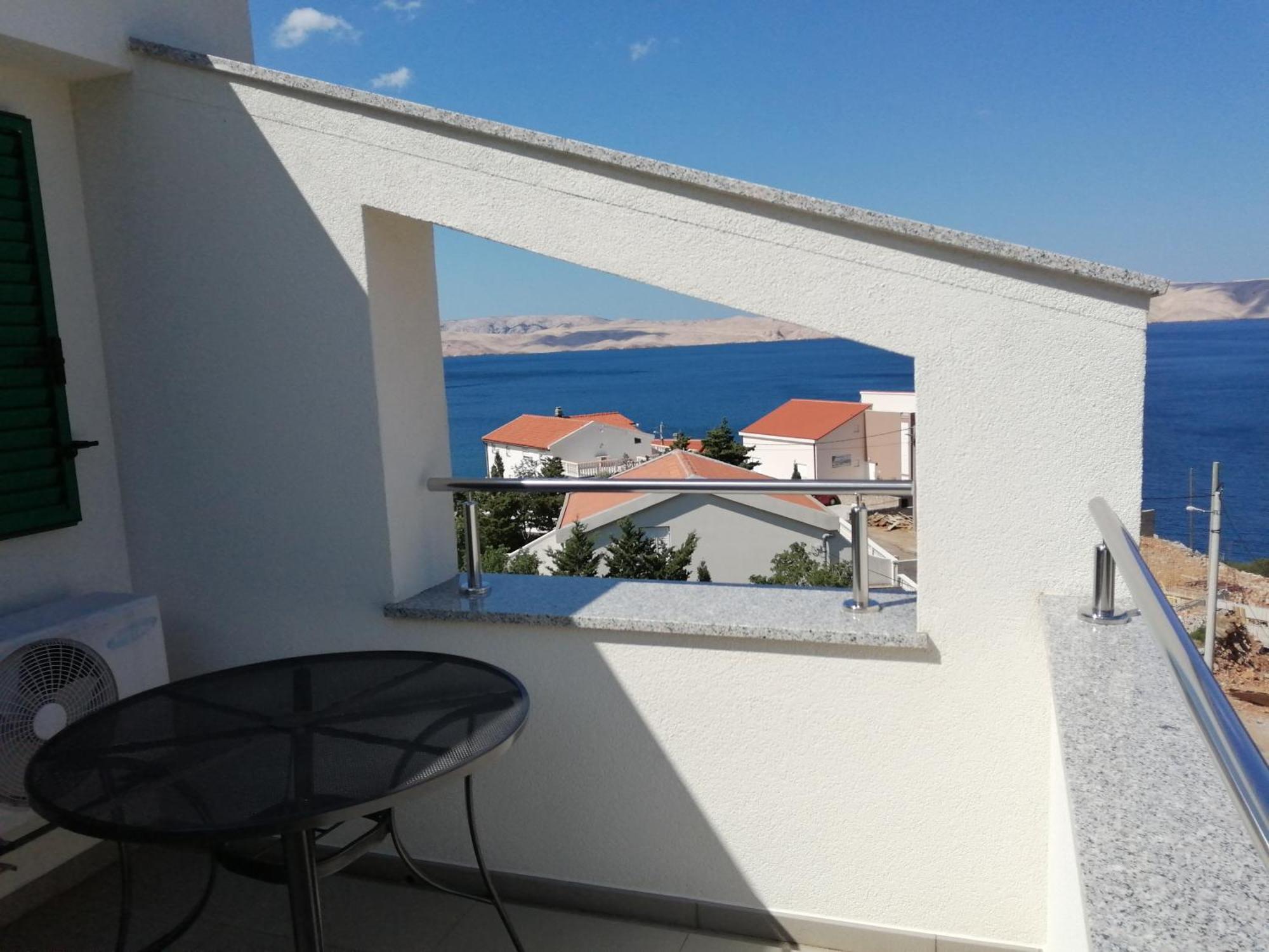 Villa Luce Apartment House Karlobag Bagian luar foto